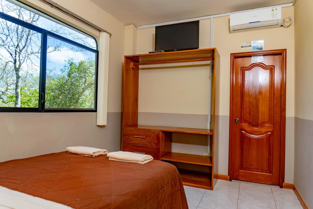 Cucuve Eco Hostal Puerto Baquerizo Moreno Exterior foto